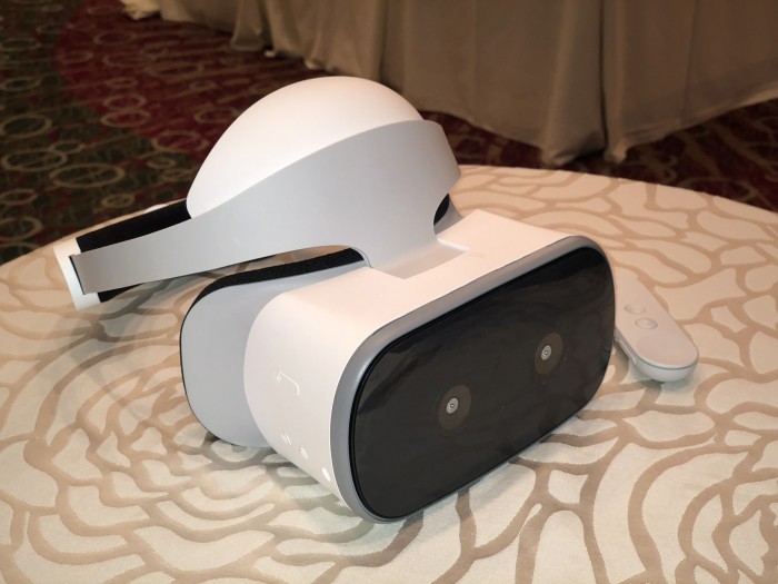 聯(lián)想2018誓師大會雅典接力 楊元慶闡述“五個連接”的智能生態(tài)