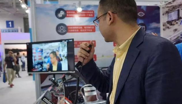 全球首款視頻對講機誕生:九方廣維車(chē)載設備開(kāi)啟新紀元