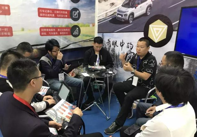 全球首款視頻對講機誕生:九方廣維車(chē)載設備開(kāi)啟新紀元