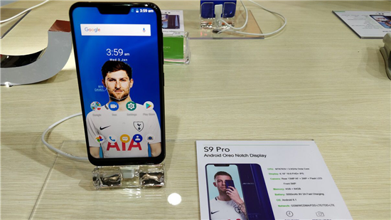 領(lǐng)歌新零售引爆香港環(huán)球資源展