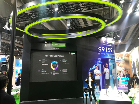 領(lǐng)歌新零售引爆香港環(huán)球資源展