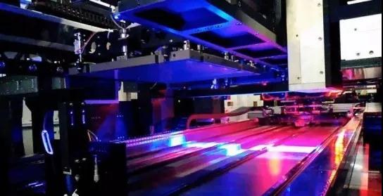 透過(guò)OPPO最新旗艦Find X看OLED中國(guó)市場(chǎng)潛力