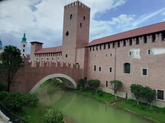 華為2700人搬出深圳 這是大勢(shì)所趨也是經(jīng)濟(jì)規(guī)律