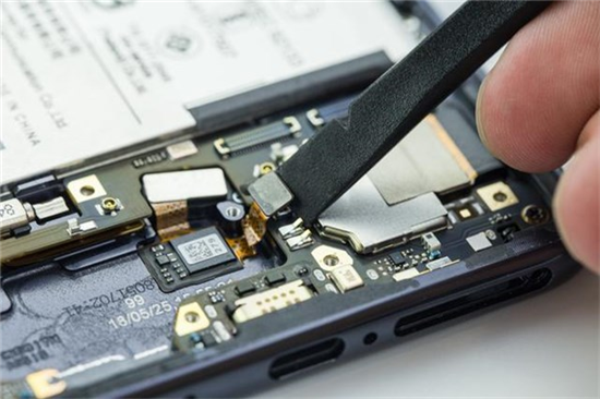 vivo NEX全面屏手機(jī)徹底拆解:迄今為止最復(fù)雜的安卓旗艦之一