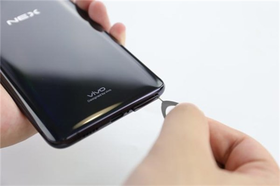 vivo NEX全面屏手機(jī)徹底拆解:迄今為止最復(fù)雜的安卓旗艦之一