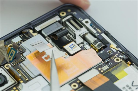 vivo NEX全面屏手機(jī)徹底拆解:迄今為止最復(fù)雜的安卓旗艦之一