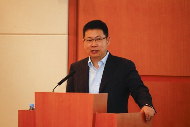 余承東詳盡揭秘：華為出貨量增長(zhǎng)50倍，全因做到了關(guān)鍵一點(diǎn)