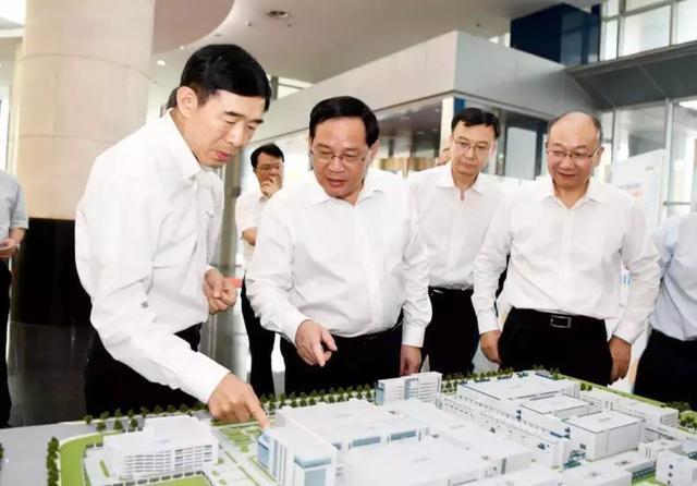 298天逆轉(zhuǎn)中國半導(dǎo)體頹勢！中芯宣布重大突破，14納米制程研發(fā)成功