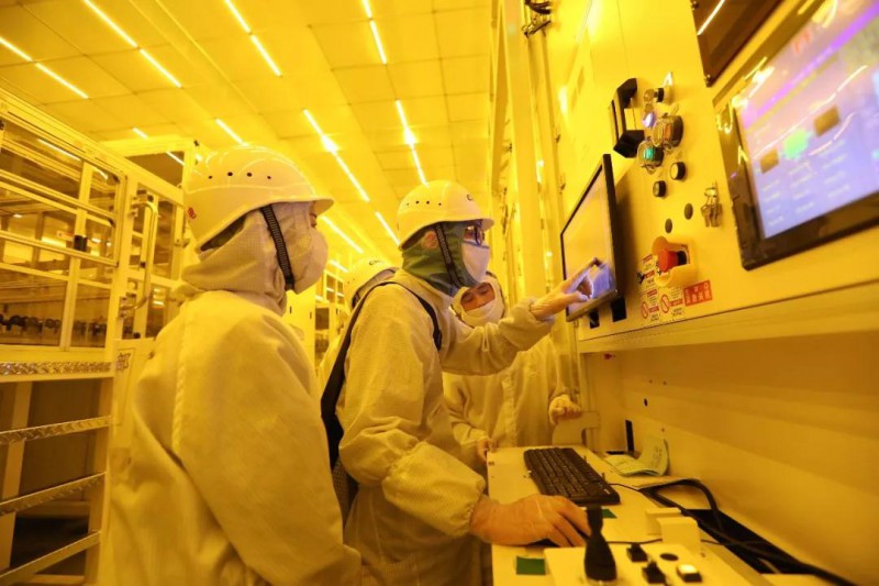 CEC·咸陽8.6代液晶面板生產(chǎn)線項目一期順利達(dá)產(chǎn)