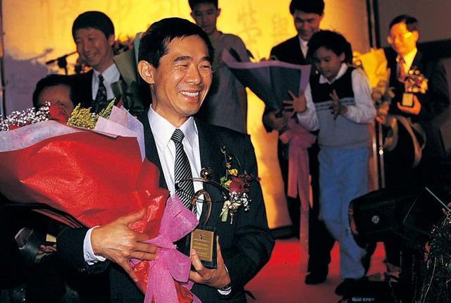 芯片的無(wú)冕之王：他有著500個(gè)芯片專利，今成中國(guó)芯片公司掌門人