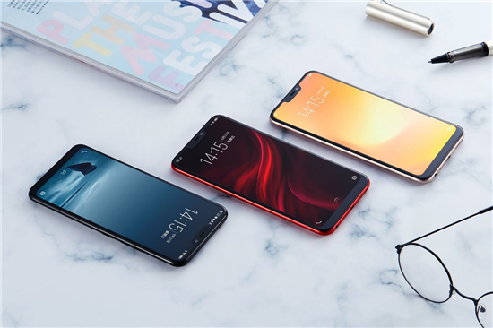 新一代全面屏+AI攝影新顏值實(shí)力派vivo Y81s正式開售