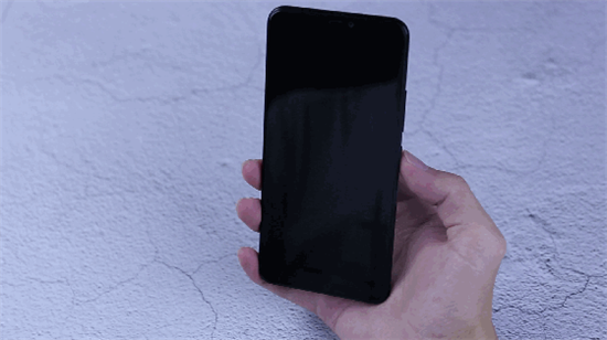 vivo Y81s上手體驗(yàn)，新一代全面屏鑄就高顏值