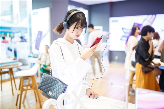 vivo X23線上線下火爆開售，免費(fèi)試用贏大獎