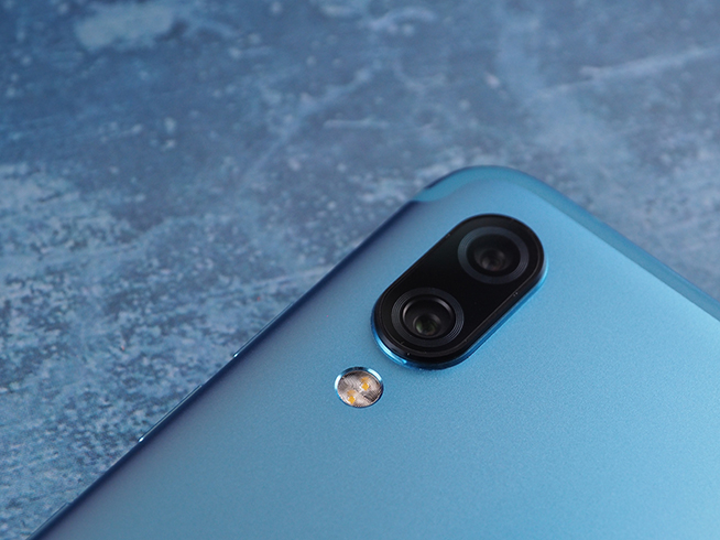 聯(lián)想S5 Pro正式發(fā)布:外觀中庸 四攝高性價比