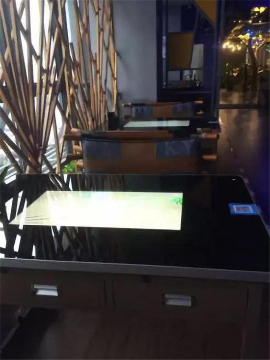 智能顯示屏撬動萬億市場，藍圖信息讓智慧社區(qū)觸手可及