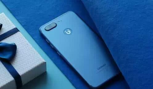 金立豪擲60億營銷，手機銷售量卻連年遞減，5.4億私募債違約