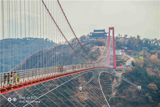 以夢為馬 不負韶光， 颯爽秋風(fēng)中開啟雷克薩斯&vivo智趣之旅