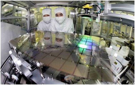 中國(guó)顯示面板制造商攻勢(shì)猛烈 韓企將舉步維艱