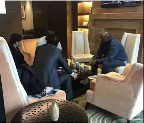 “2018第二屆重慶國(guó)際手機(jī)展”完美收官 2019年我們?cè)贂?huì)