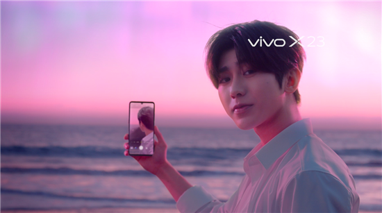 2018年最潮手機(jī)將上市，幻彩奪目等你來駕馭