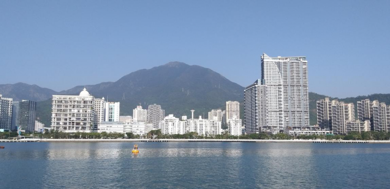 三星四攝像頭智能手機A9s:拍照效果名副其實