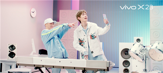 潮流外觀引爆音樂時尚，vivo X23幻彩版與夢想合拍