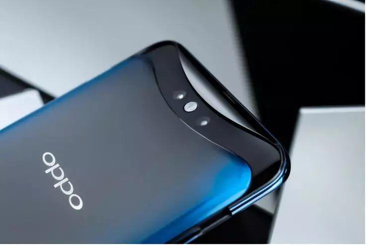 中國(guó)制造崛起縮影：國(guó)產(chǎn)手機(jī)從無(wú)名氏到“被忌憚”