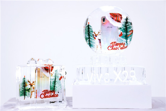 迎合圣誕氣息，vivo X23幻彩版創(chuàng)意照出爐