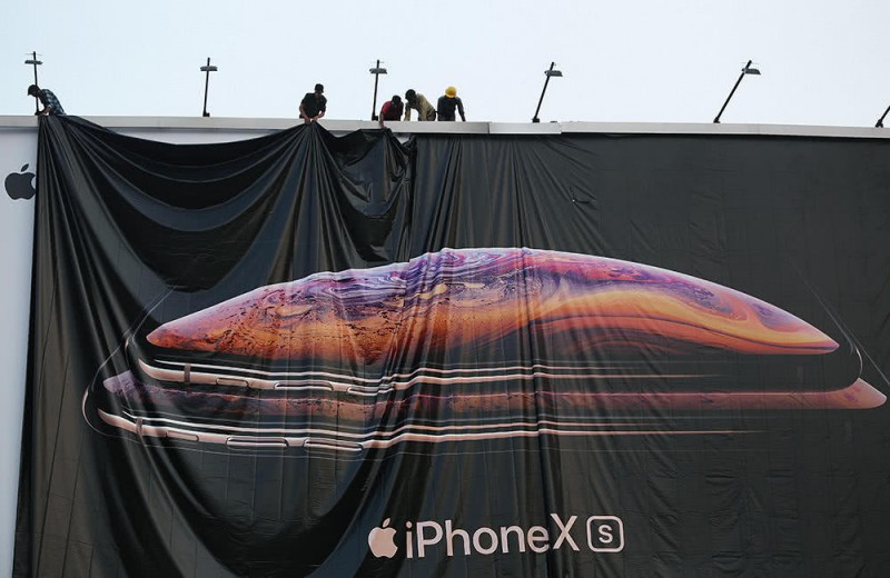 蘋果爆雷沖擊廠哥廠妹：每周四天班、不加班拿底薪、夢(mèng)想一地雞毛