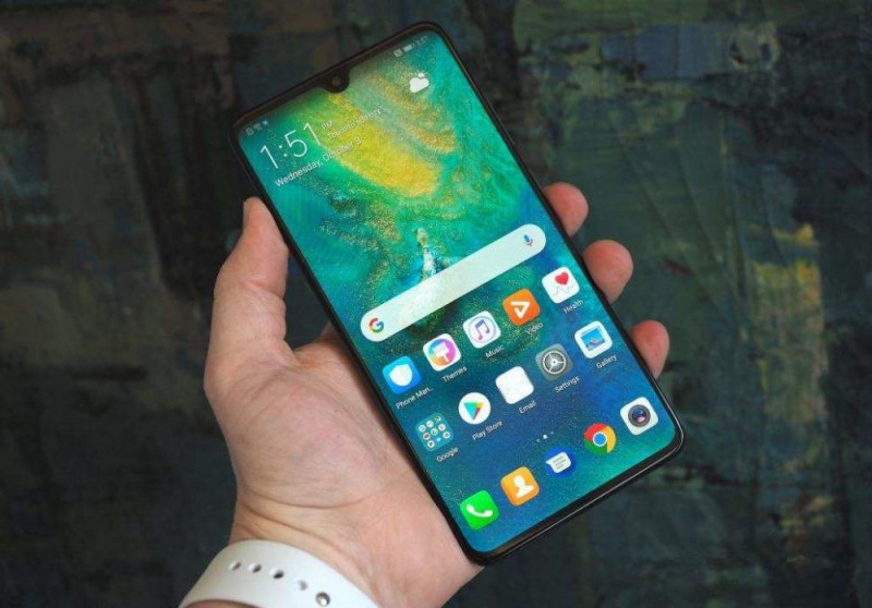 機(jī)模當(dāng)真機(jī)賣(mài)、1部賺1塊錢(qián)、財(cái)務(wù)造假 這家上市公司怎么了？