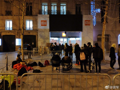 小米法國巴黎香榭麗舍店明日開業(yè) 米粉凌晨3點排隊
