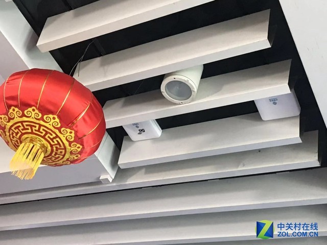 5G網(wǎng)絡(luò)什么樣？搶先體驗(yàn)華為全球首個(gè)5G火車站