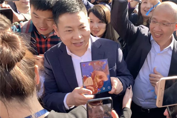 MWC第一天:華為/OPPO/小米/高通決戰(zhàn)巴塞羅那