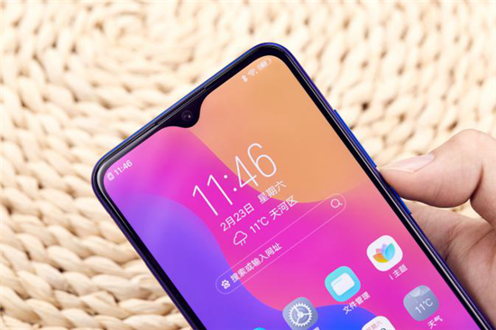 vivo U1上手體驗：顏值實(shí)力面面俱到，千元輕旗艦首選