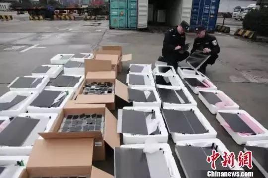 總案值超16億，10個(gè)液晶屏走私團(tuán)伙被搗毀，20人被抓