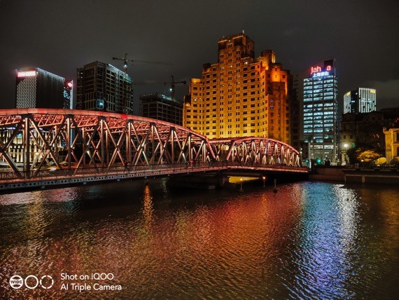 旗艦級傳感器加持 iQOO實(shí)拍照片用事實(shí)說話