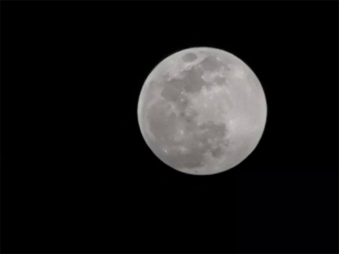 華為P30銀河樣張造假？攝影師公布樣張照：夜視儀名不虛傳