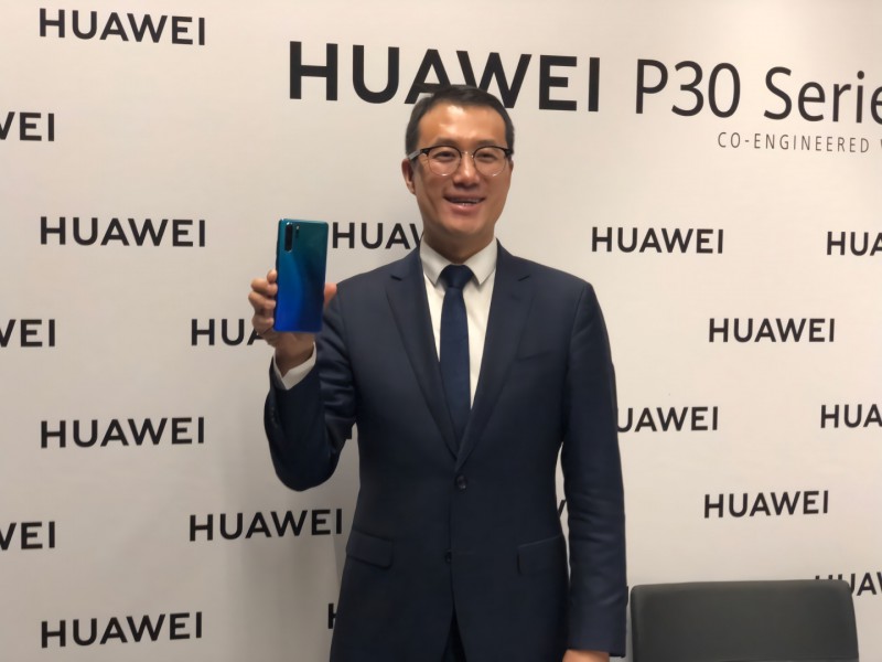 專訪華為何剛:P30 Pro傳感器兩年前開始研發(fā) 色偏問題已解決