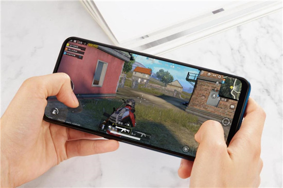 全新vivo S1上手：時(shí)尚、實(shí)力完美邂逅，體驗(yàn)超預(yù)期