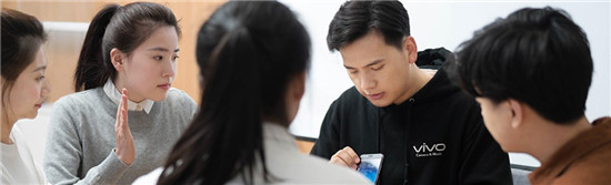 霸榜新機(jī)再發(fā)福利 vivo“試試X27”火熱進(jìn)行中