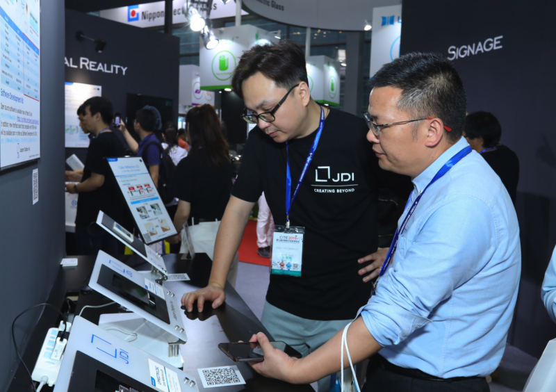 引領(lǐng)車(chē)載顯示，開(kāi)拓新興應用，JDI攜新品亮相CITE2019