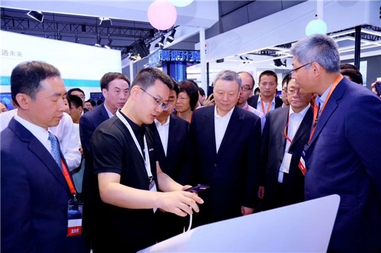 vivo三大動(dòng)作協(xié)力中國(guó)聯(lián)通，共同推進(jìn)5G商用進(jìn)程