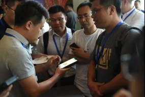 阜時(shí)科技突破行業(yè)阻礙：2019年實(shí)現LCD屏下指紋量產(chǎn)