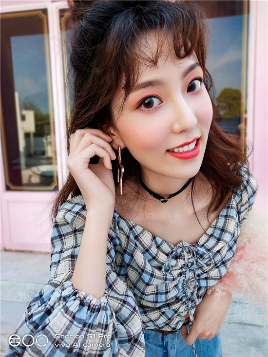 vivo S1 Pro新機(jī)亮相 主打3200萬升降光感自拍