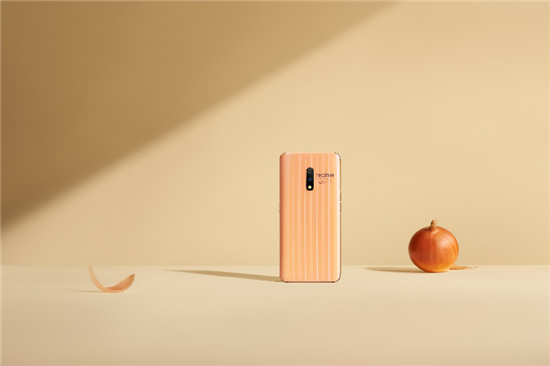 realme X登陸國內市場:本真設計詮釋越級美學