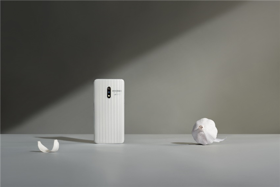realme X登陸國內市場:本真設計詮釋越級美學