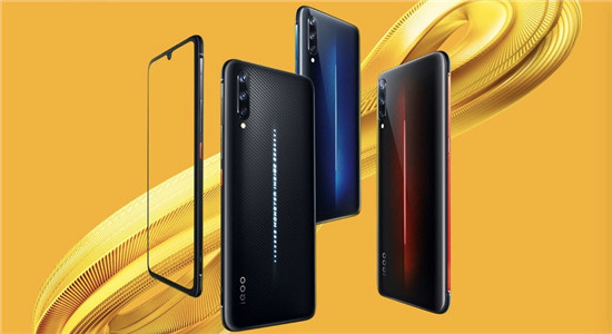 硬核機(jī)型iQOO