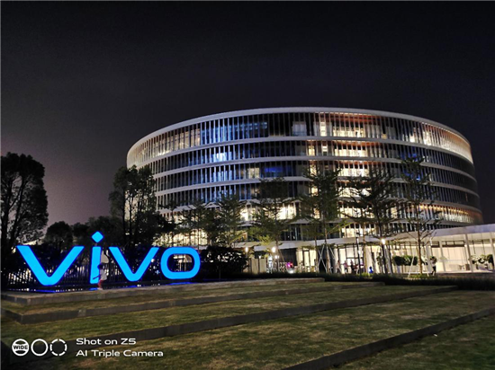 全新vivo Z5將搭載旗艦級配置 或成今年下半年中端機爆款