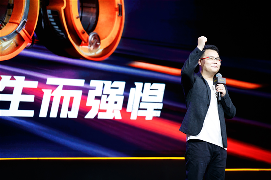 充滿驚喜的性能旗艦 iQOO Pro 5G手機(jī)如虎添翼