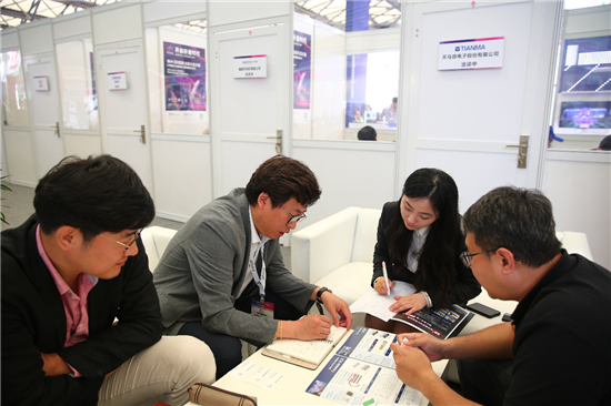 人機(jī)交互掌控未來(lái) 2019深圳國(guó)際全觸與顯示展領(lǐng)航觸控顯示行業(yè)新風(fēng)尚